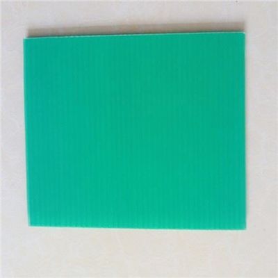 Сильный легковес 5mm Correx покрывает панели Plast коробки рифленые пластиковые